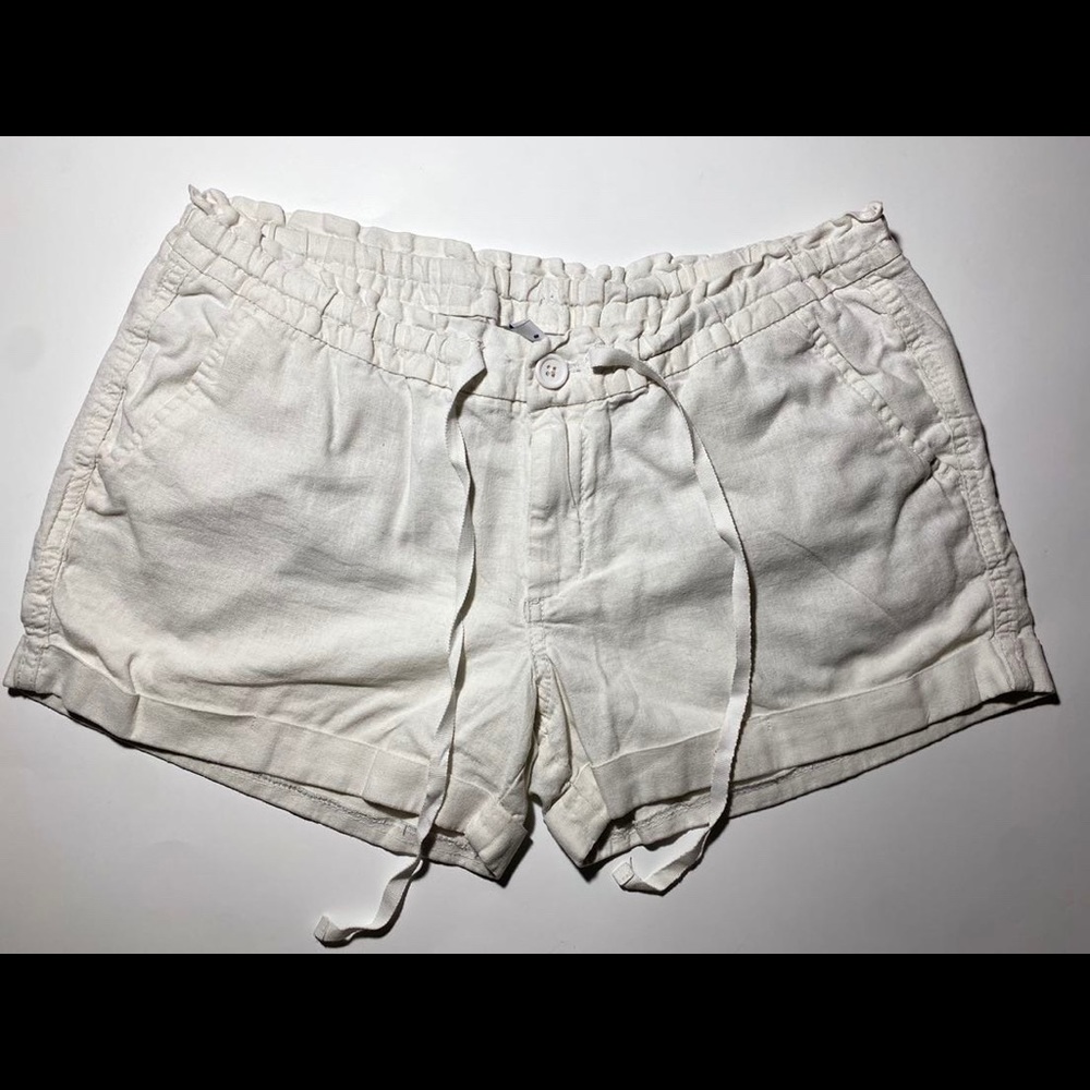 Off-white shorts